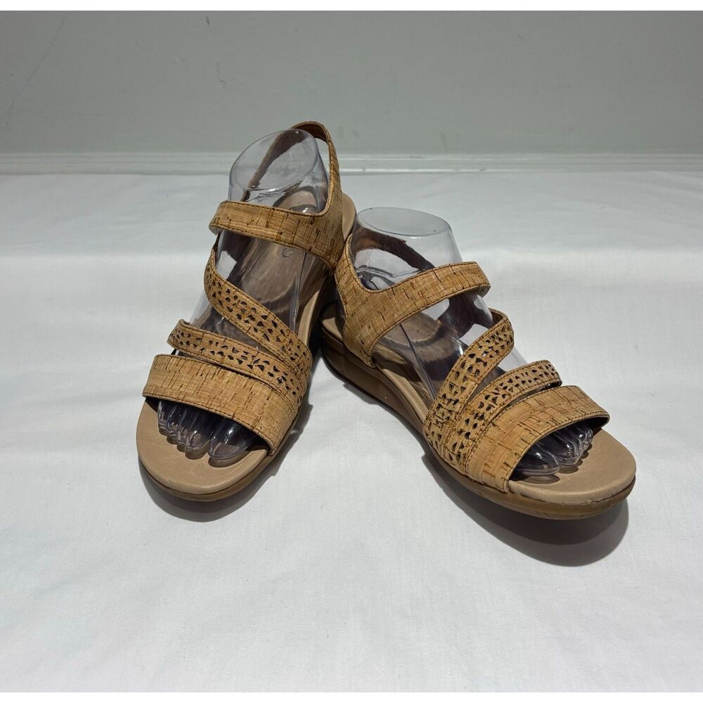 Like NEW Baretraps Women's Cork Wedge Sandals  Size 8.5